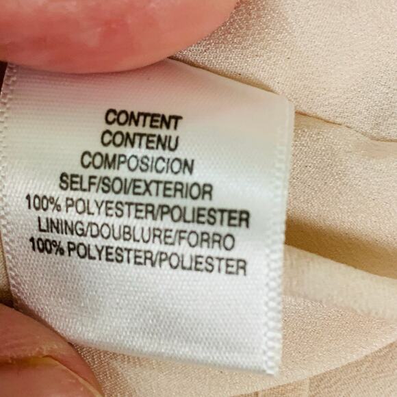 NEW WAYF Size M Abby Off-the-Shoulder Maxi Tiered Dress In Blush Bouquet - Picture 14 of 15